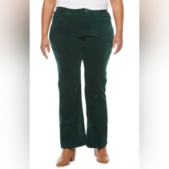 Dt. John's Bay Green Boot Cut Secretly Sle Der Corduroy Pants - Picture 1 of 10